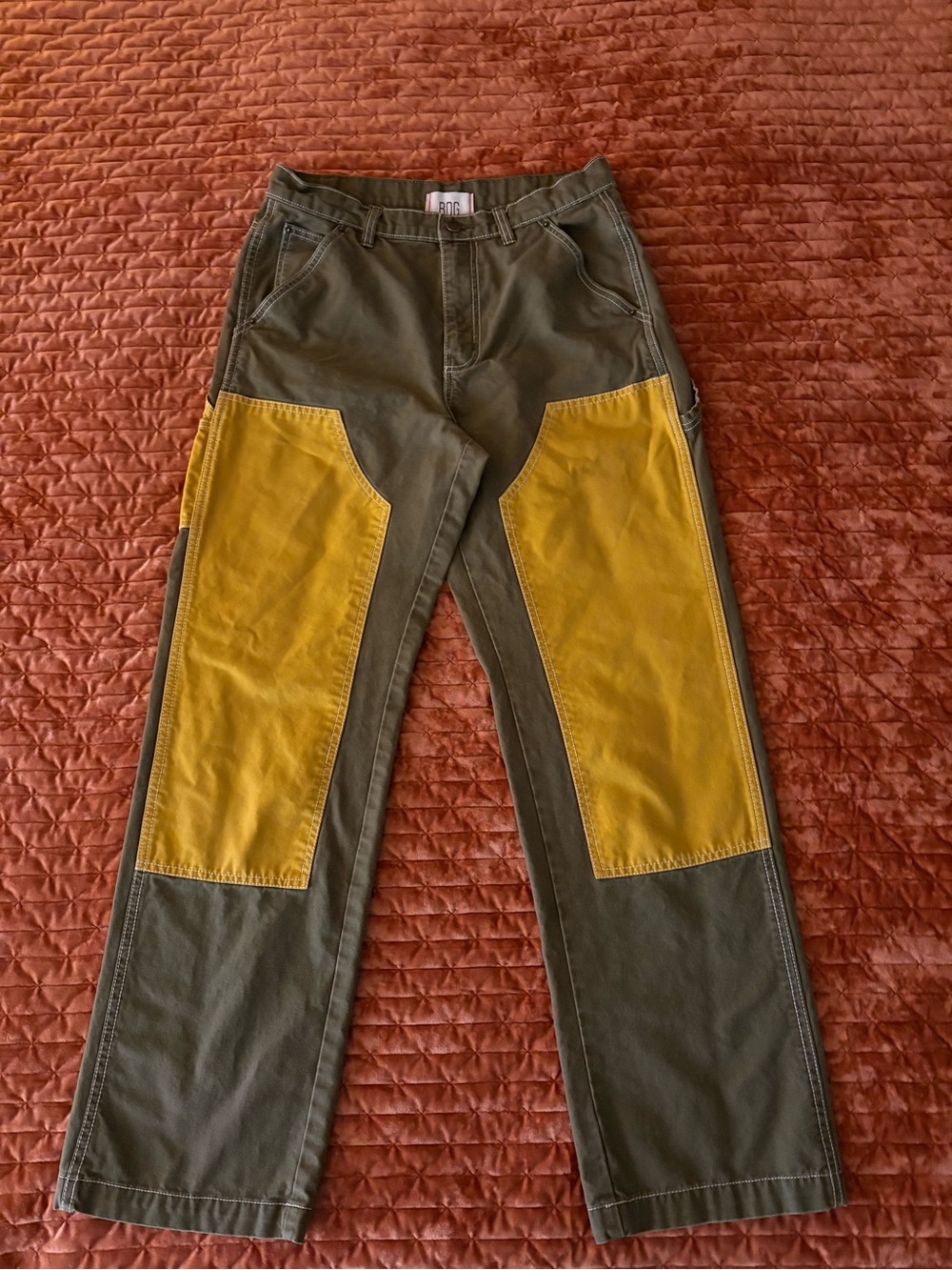 Women’s BDG Two-Tone Utility Pants - Olive with Mustard Panels